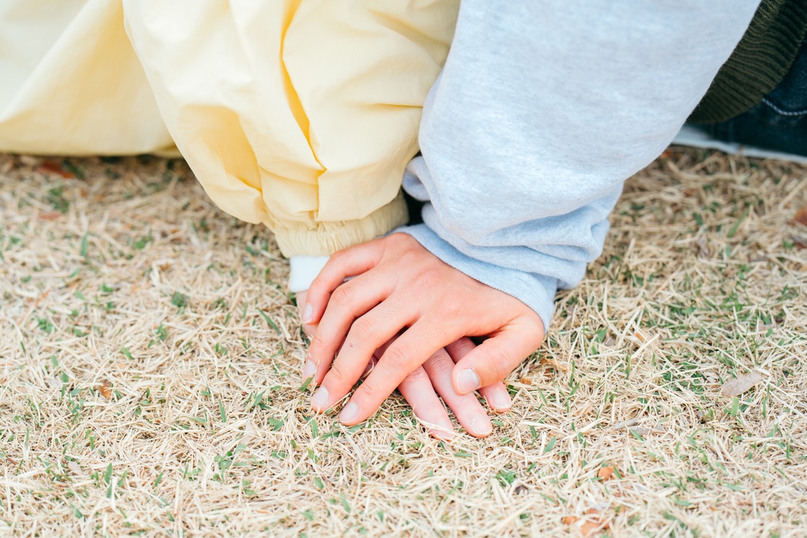 株式会社GESPが撮影したその他のアルバム「公園_カップル記念撮影」