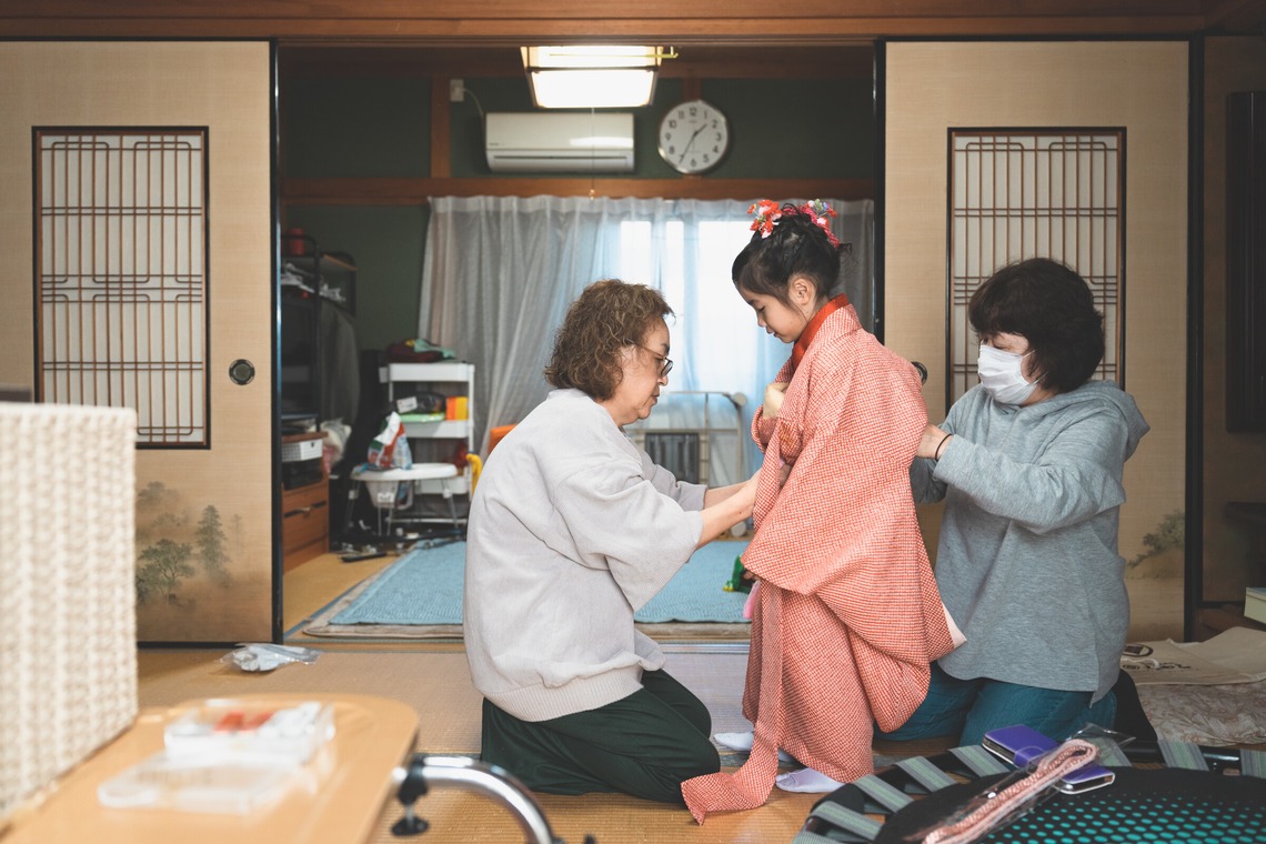 しるし寫眞館が撮影した「7歳3歳姉弟七五三」の写真