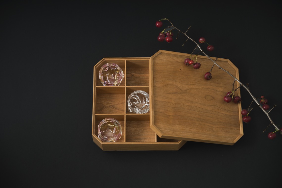 笠井鉄正写真事務所が撮影した「商業施設館内紙撮影」の写真