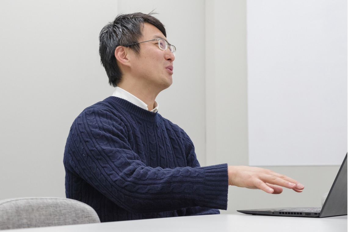 Katsuhiko Suzukiが撮影した写真のアルバム「インタビュー同行撮影」