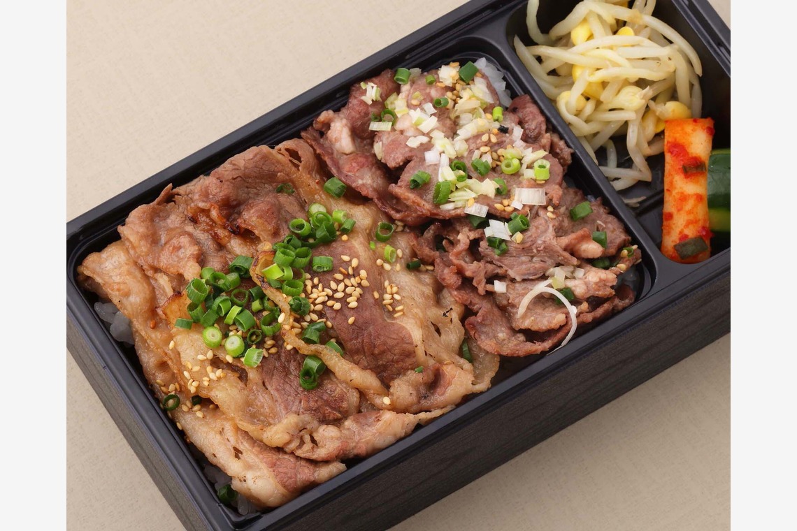 森安　照が撮影した写真のアルバム「肉丼・タコライス」