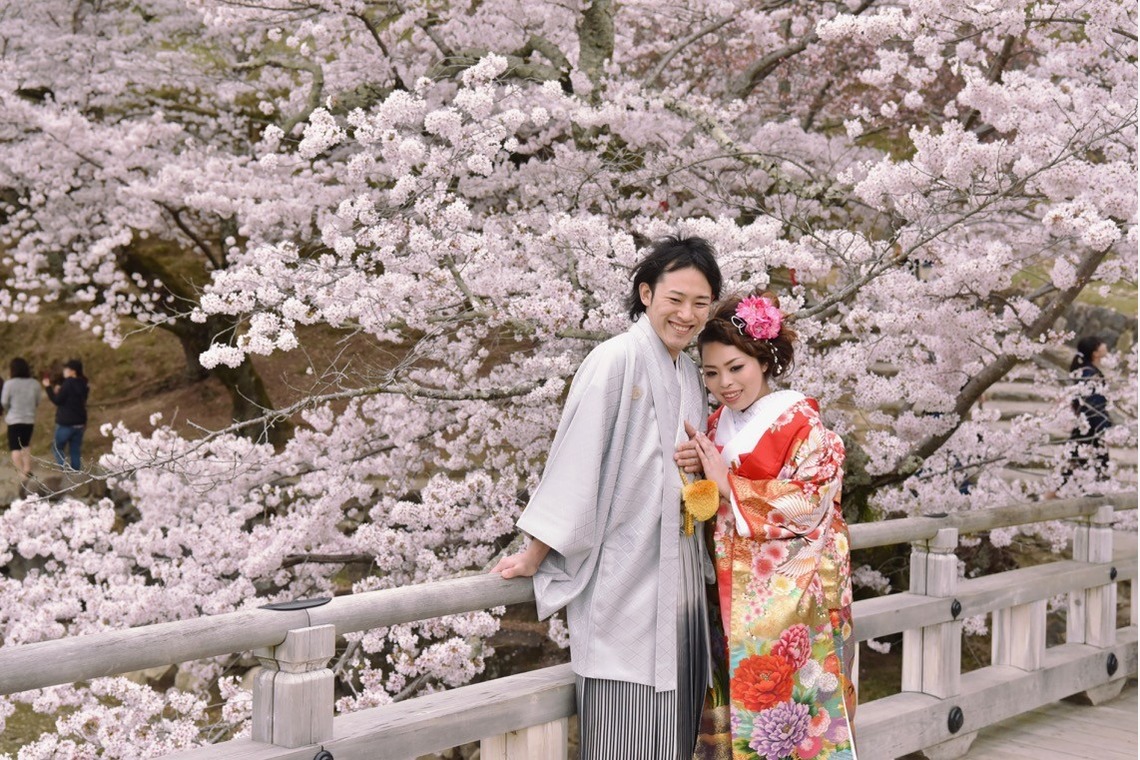 キキフォトワークスが撮影した「桜の季節の和装前撮り」の写真