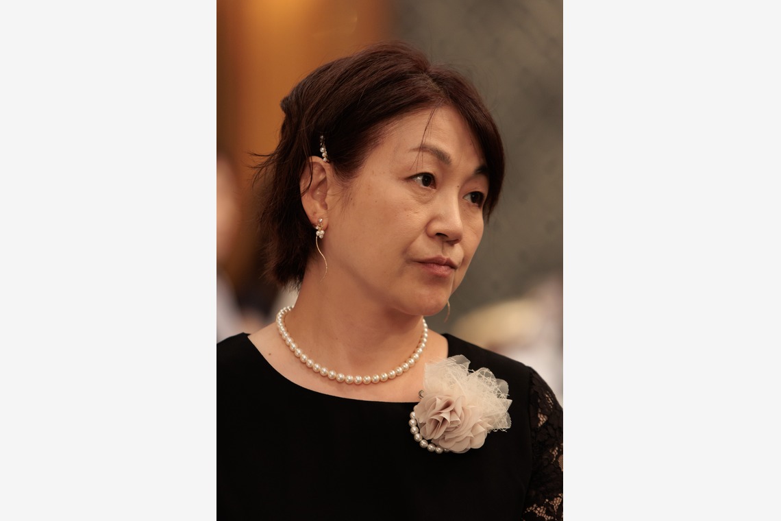 イトウ　ノブミチが撮影した「周年パーティと100人集合写真」の写真