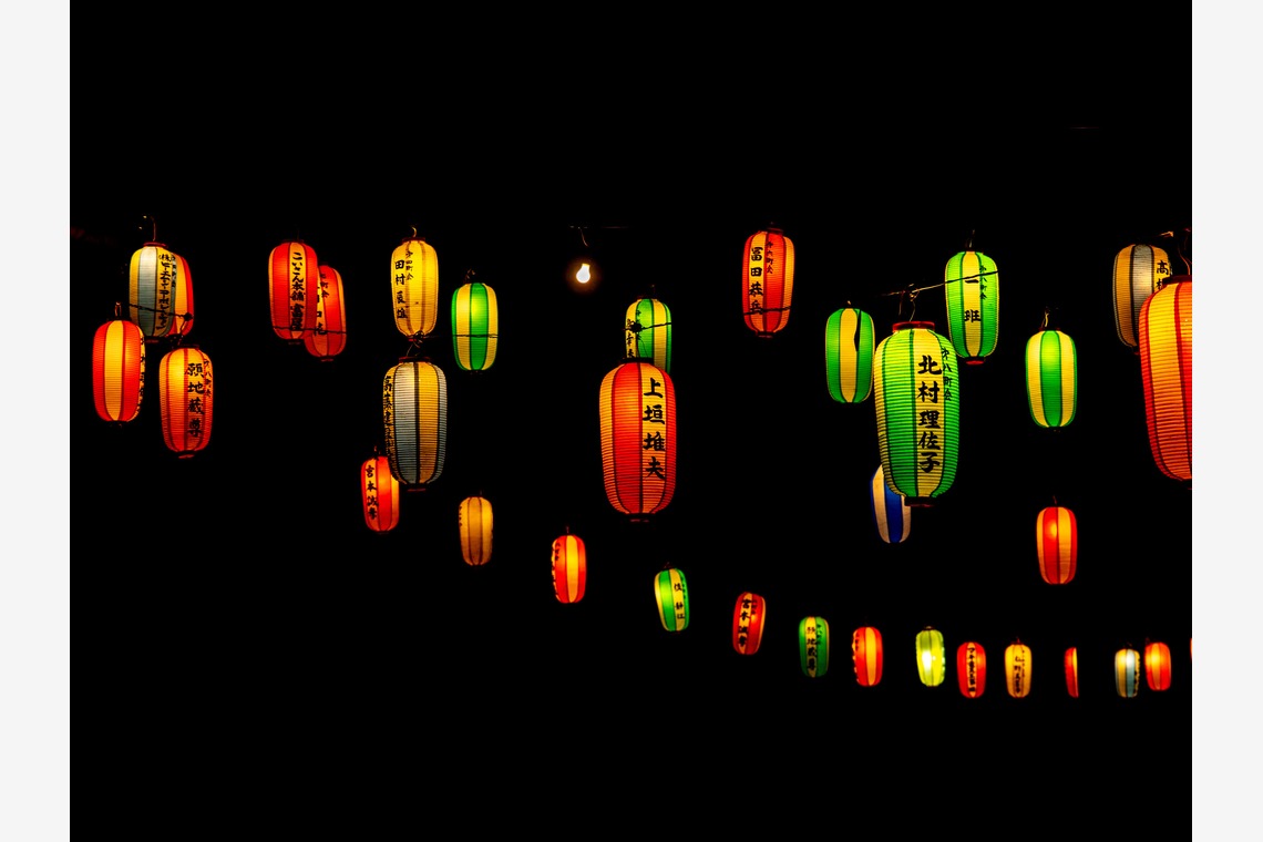 ハイナ　マテウスが撮影した写真のアルバム「花火大会祭り」