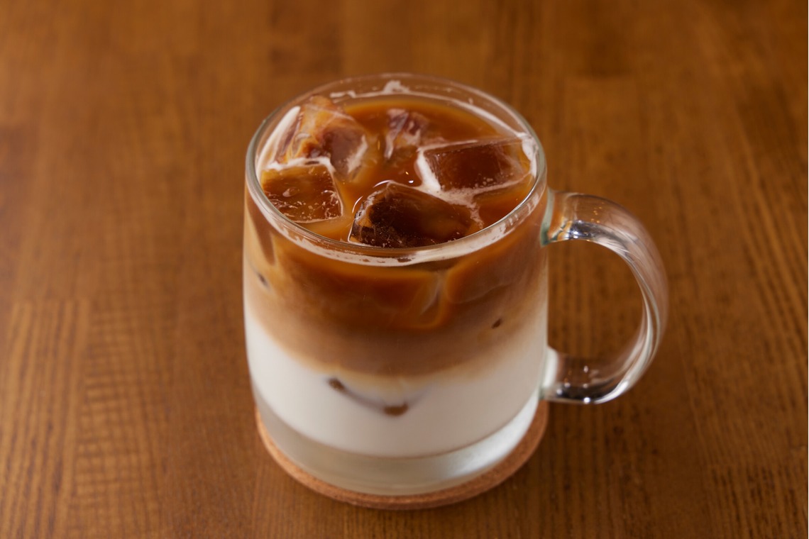 岩瀬泰治が撮影した「カフェ」の写真