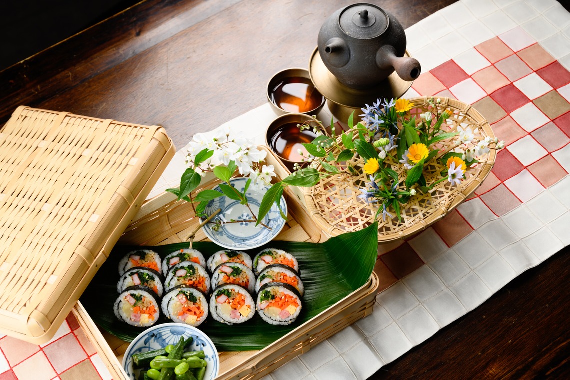 三浦希衣子が撮影した「料理と花のスタイリング」の写真