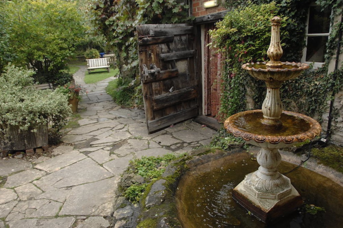 Lucky Sliver Sixpence