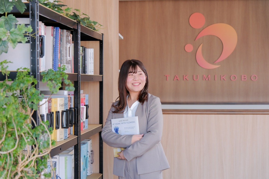 ARAI MAGICが撮影した「オフィス　スタッフ紹介コンテンツ」の写真