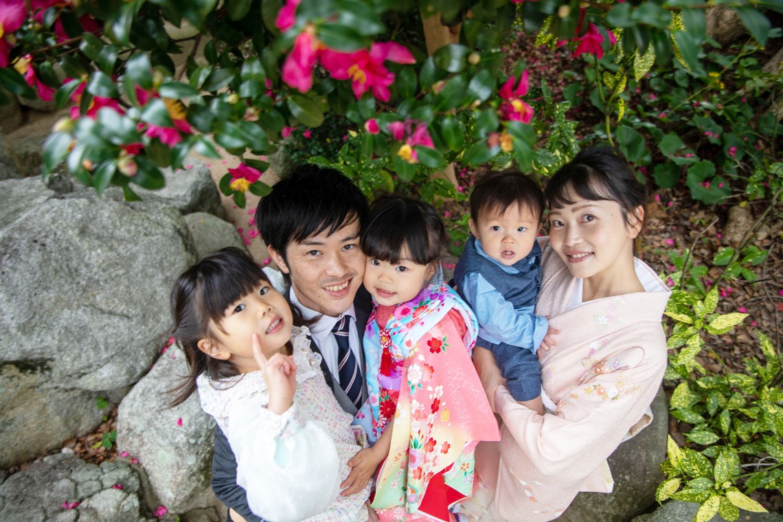 岩坪眞一郎が撮影した七五三フォトのアルバム「家族で七五三お宮参り」
