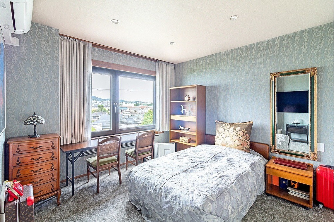 世登理恵が撮影した写真のアルバム「物件撮影」