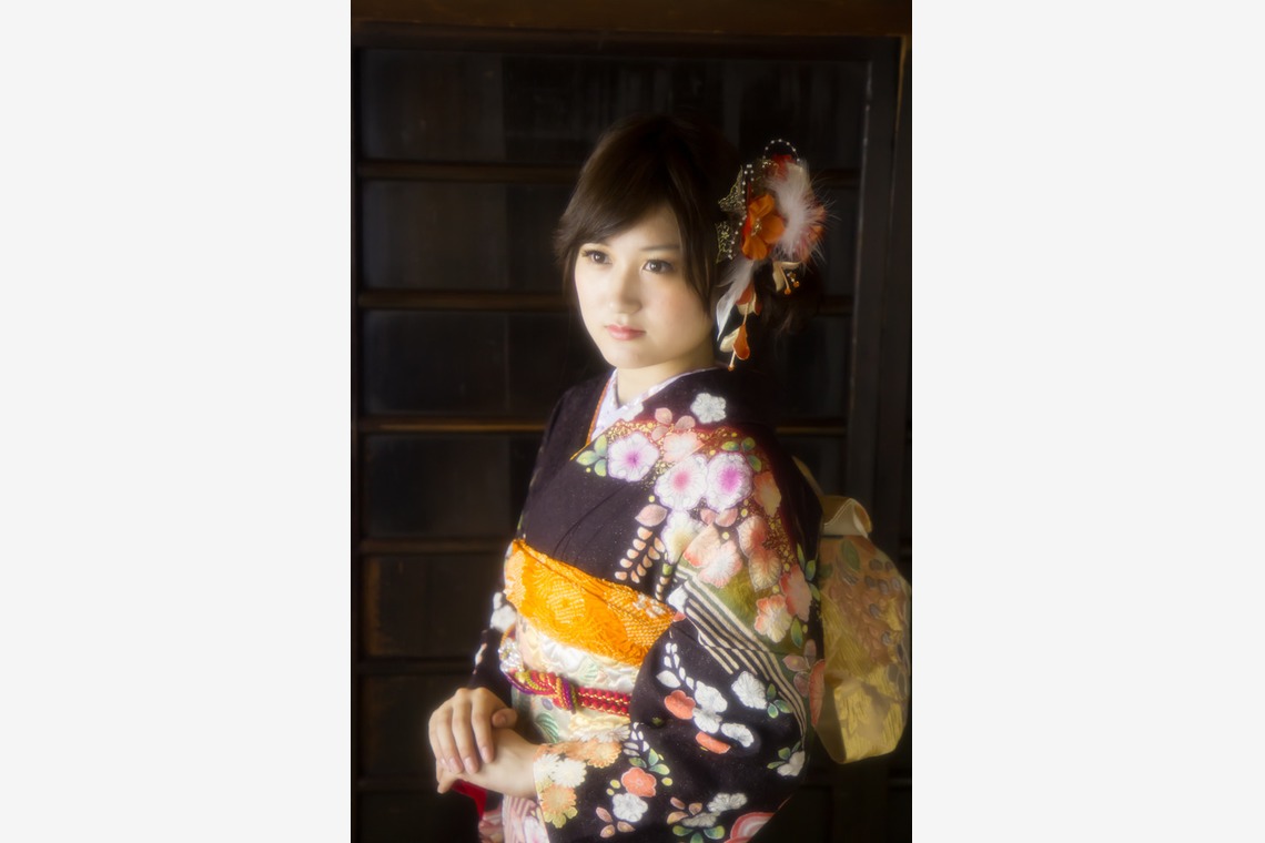 スマイルハンターが出張撮影した家族写真(キッズ,ベビーフォト)などが写った「成人式フォト」の家族写真