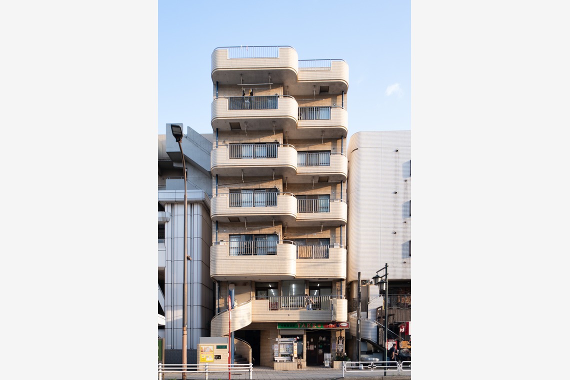 桜庭ゆいが撮影した「フード　物撮り　建築」の写真