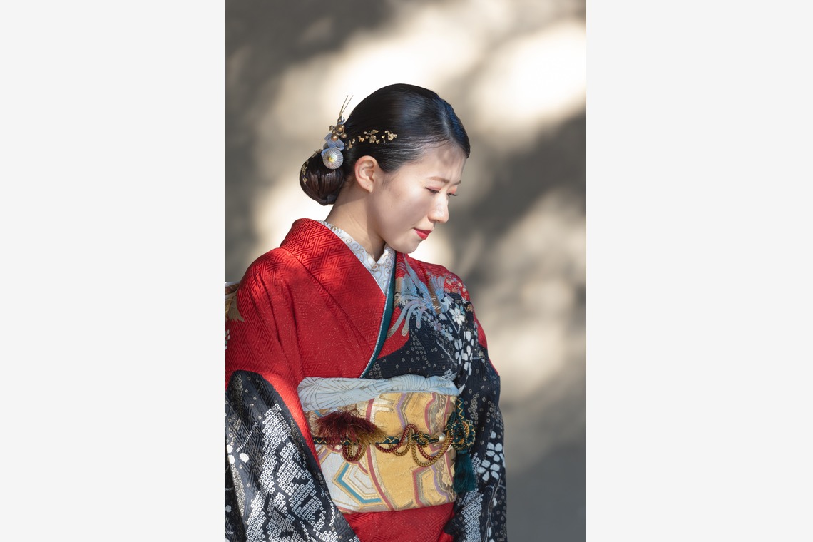 滝絵理香が撮影した写真のアルバム「成人」