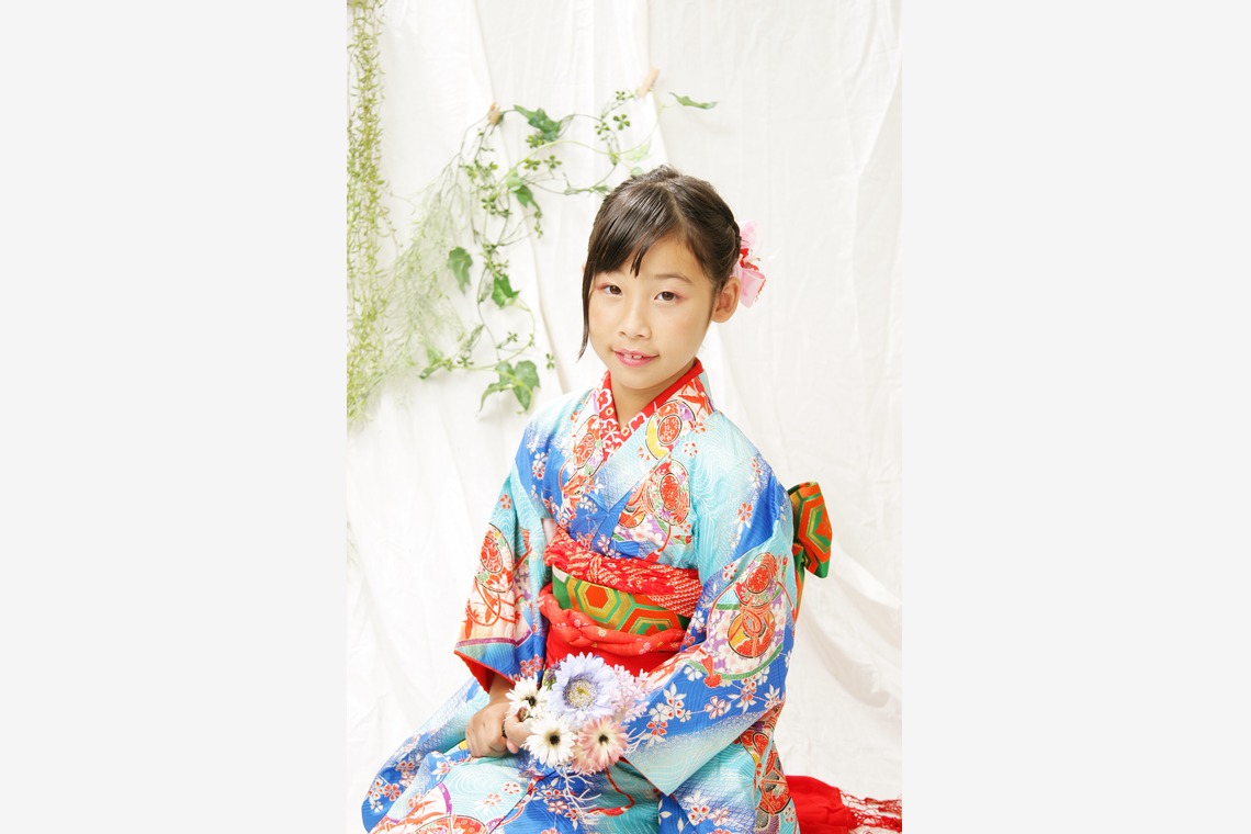 とりる写真室が撮影したスタジオ撮影/家族写真の出張撮影/七五三フォトのアルバム「キッズフォト」