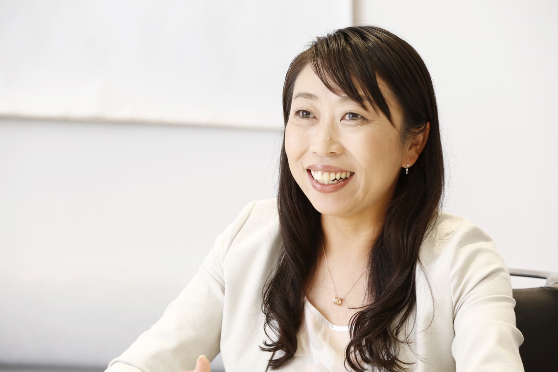 村田わかな広告写真が撮影した「日経Gooday インタビュー」の写真