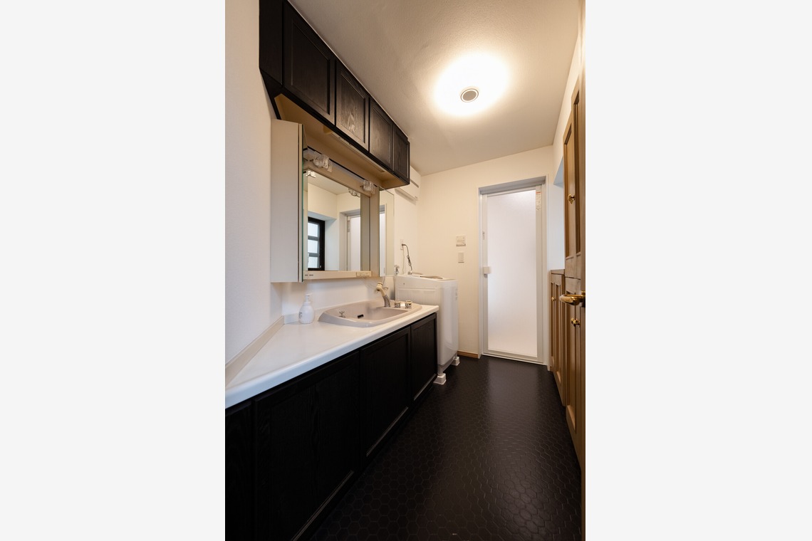 合同会社ワンダースリーが撮影した「不動産・竣工写真集」の写真