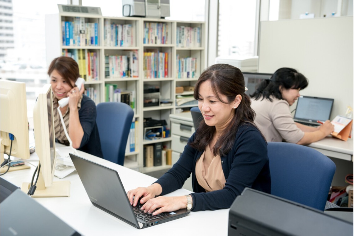 Okinawa KUWA Photographyが撮影した「オフィス／インタビュー」の写真