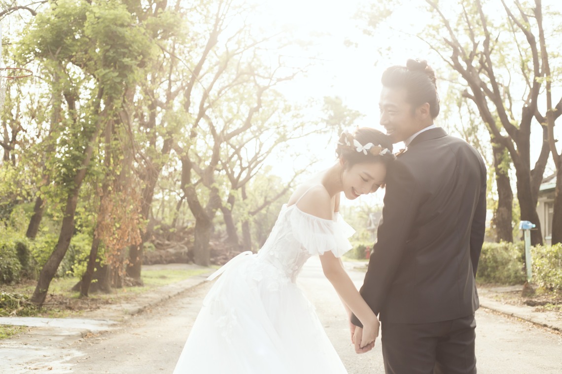 續 WEDDING PLANNINGが撮影した写真のアルバム「降り注ぐ陽の光の中で」