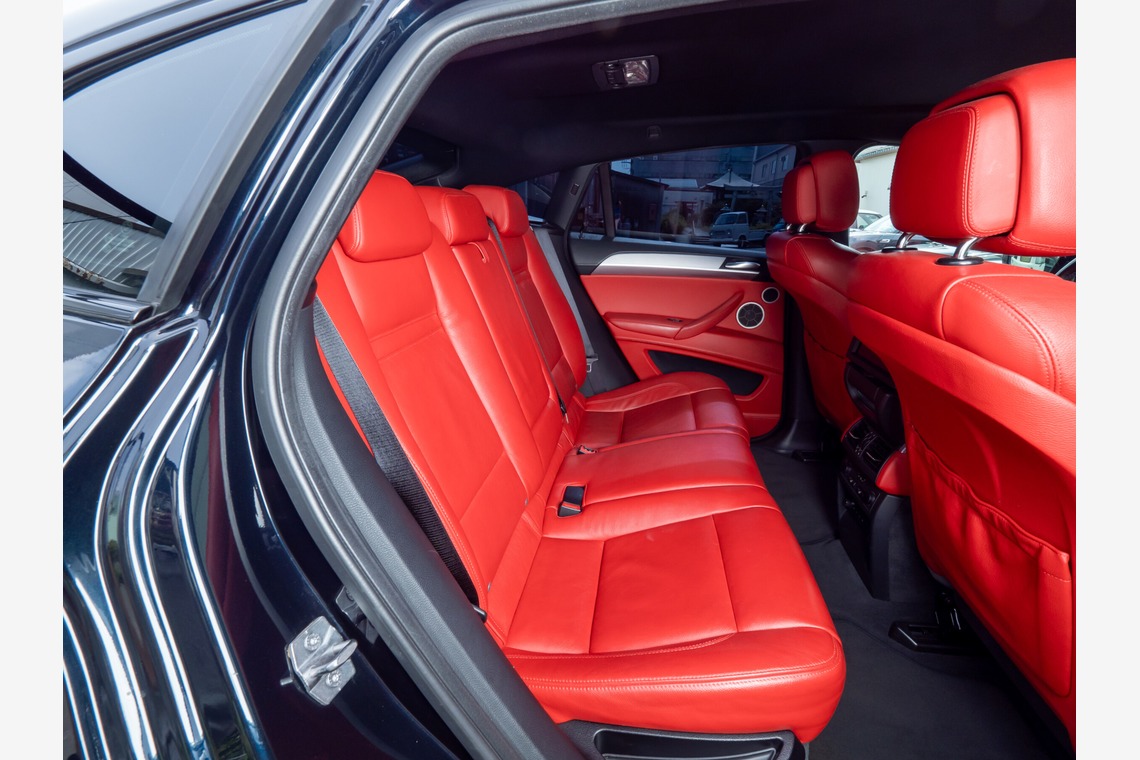 原野 英樹が撮影した「輸入車販売会社よりBMW X5のカーセンサーSDGE 掲載用写真を依頼いただきました」の写真