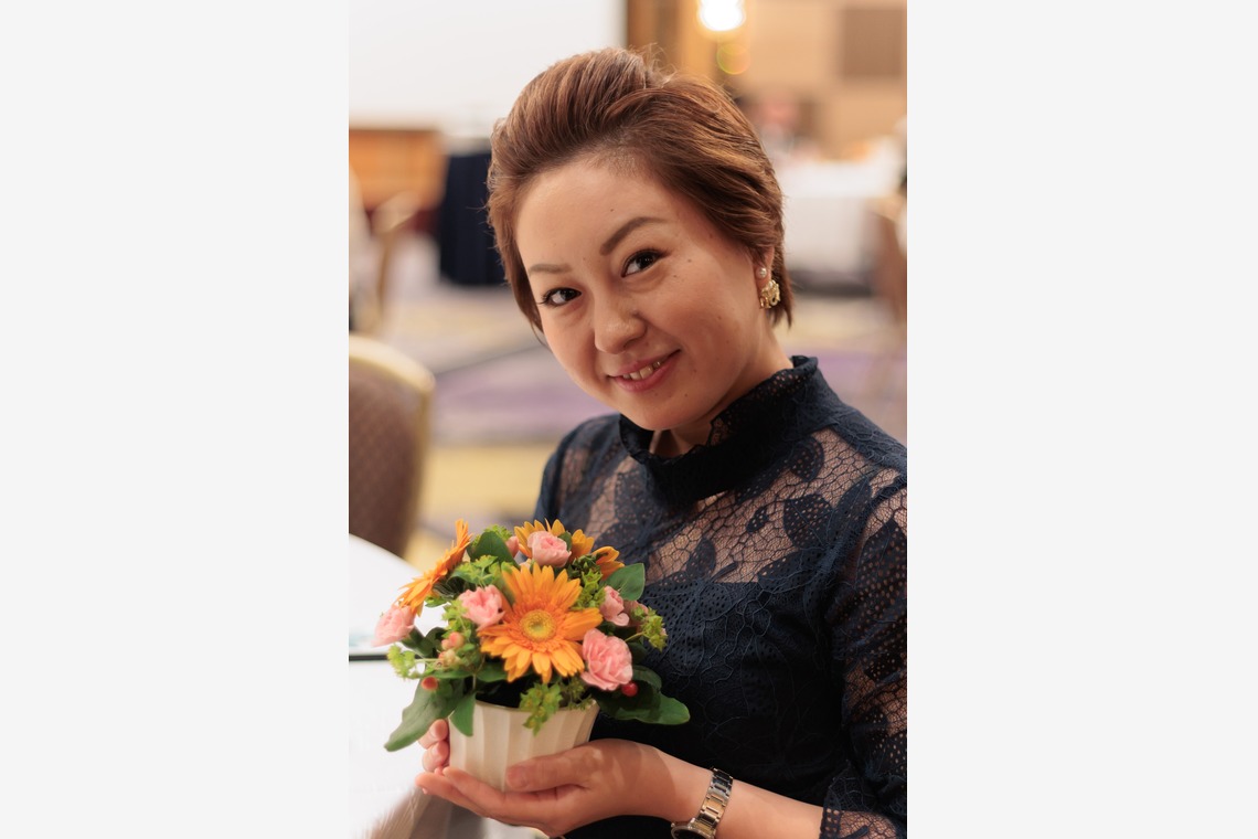 イトウ　ノブミチが撮影した「周年パーティと100人集合写真」の写真