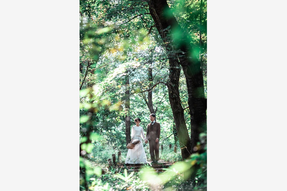 Album of the Location Photo Shoot/Studio Shoot taken by kudophoto - Photo wedding_white wall