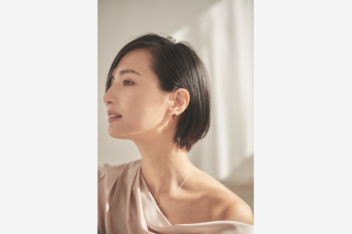 冨永豊貴が撮影した写真のアルバム「ジュエリーブランドの撮影」