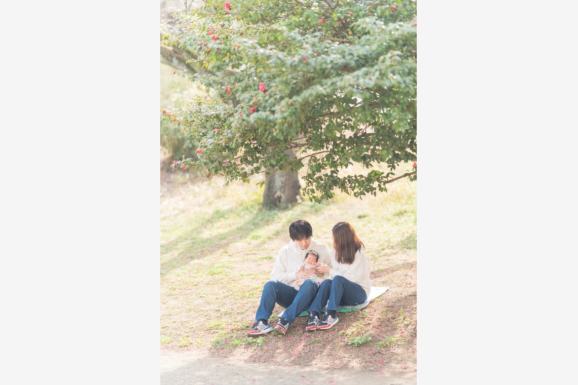 池田廉が撮影した旅行先の記念撮影のアルバム「公園にて」