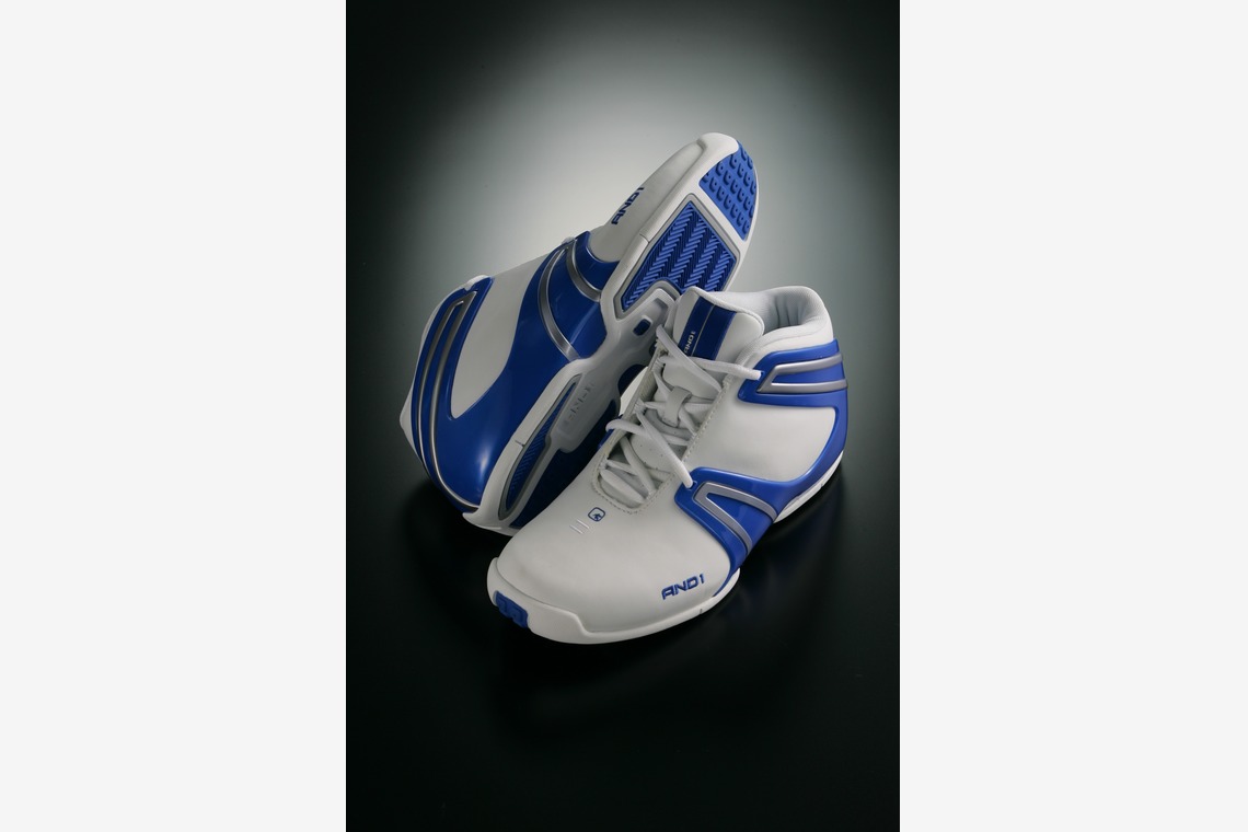 明石　九三（あかし　きゅうぞう）が撮影した写真のアルバム「商品撮影」