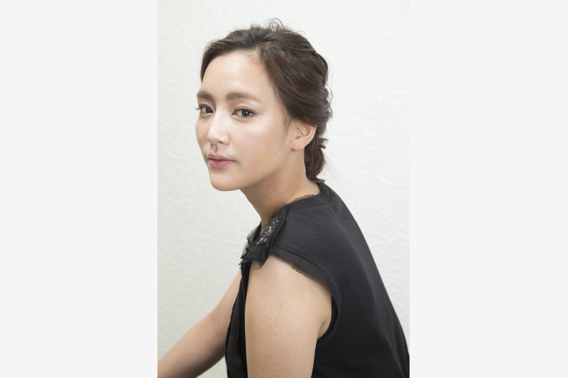 富岡敦が撮影した「まつ毛サロン」の写真