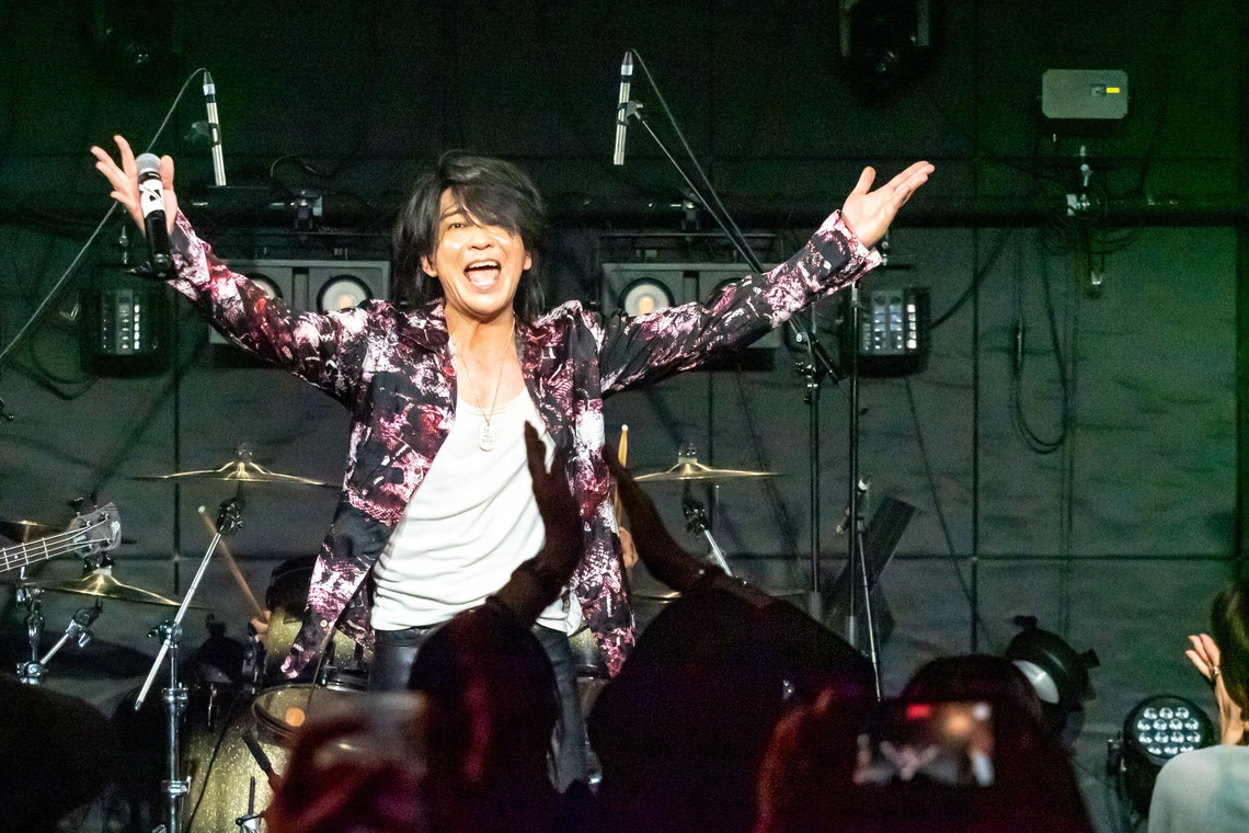 原野 英樹が撮影した「ロックバンドのライブハウス撮影 NO.2」の写真