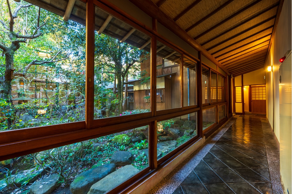 フォトオフィス　ルミエが撮影した写真のアルバム「自家源泉の老舗温泉旅館の館内撮影」