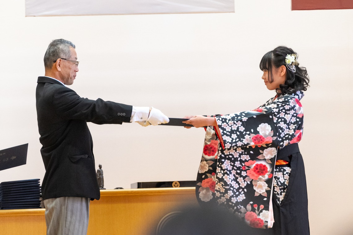 石井凡騎が出張撮影した家族写真(キッズ,ベビーフォト)などが写った「卒業式」の家族写真