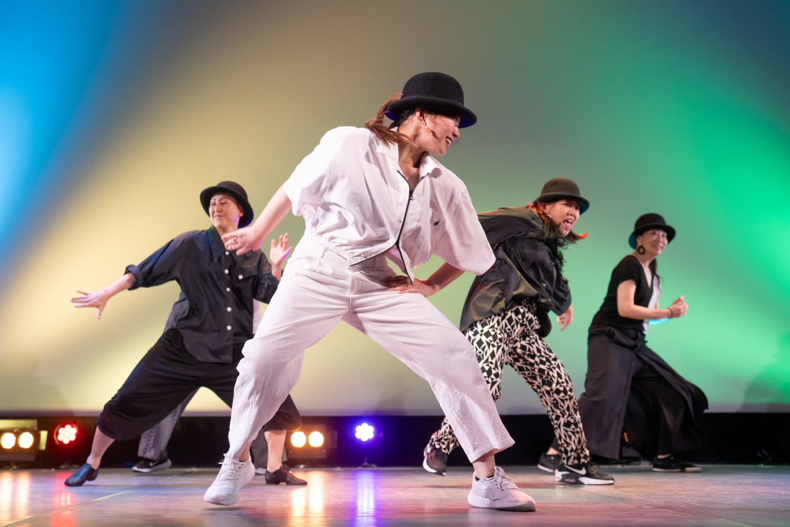 原野 英樹が撮影した「ホールでのプロダンサー発表会」の写真