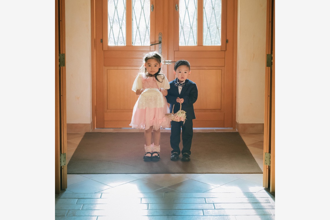 教会の古い椅子