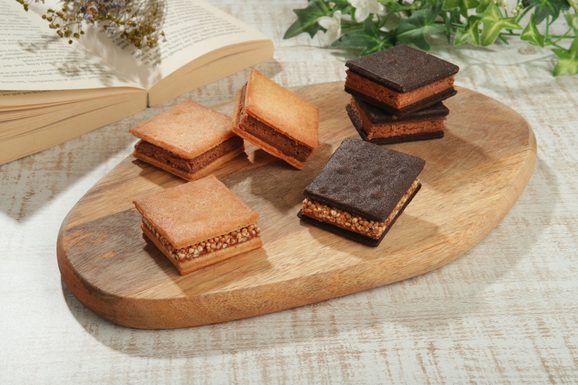 日高恵が撮影した「自宅スタジオ」の写真