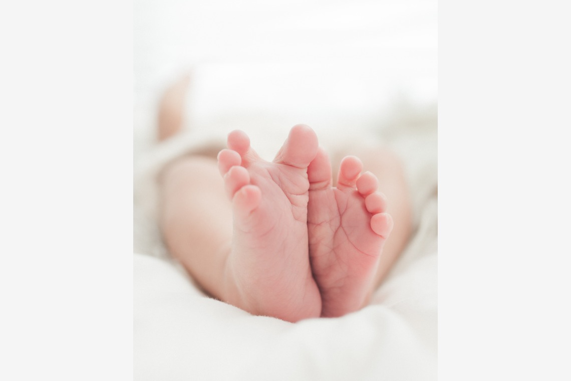 山口亮が撮影した写真のアルバム「ナチュラルニューボーン」