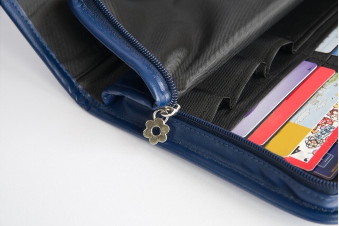 樋上　将太が撮影した「ECサイト用母子手帳商品撮影」の写真