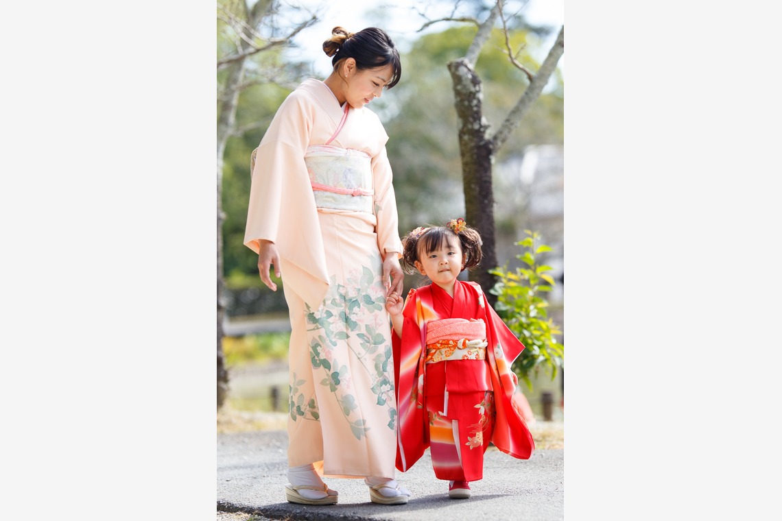 中井企画が出張撮影した家族写真(キッズ,ベビーフォト)などが写った「七五三(奈良)」の家族写真