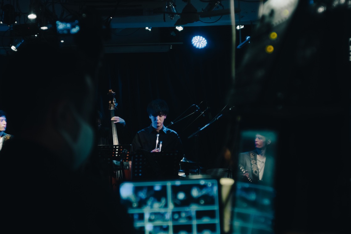 根本駿介が撮影した写真のアルバム「ライブ撮影」