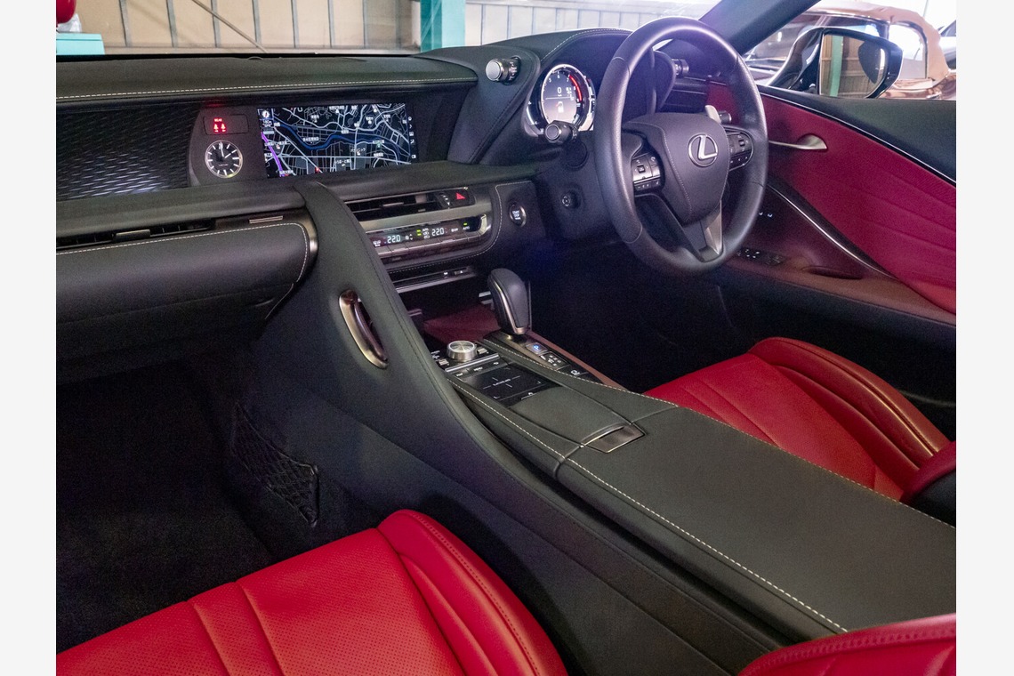 原野 英樹が撮影した「輸入車販売会社よりレクサス LC500をカーセンサーSDGE 掲載用写真を依頼いただきました」の写真