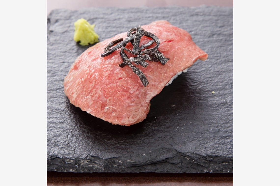 古谷芸文が撮影した写真のアルバム「お料理のメニューとイメージ」