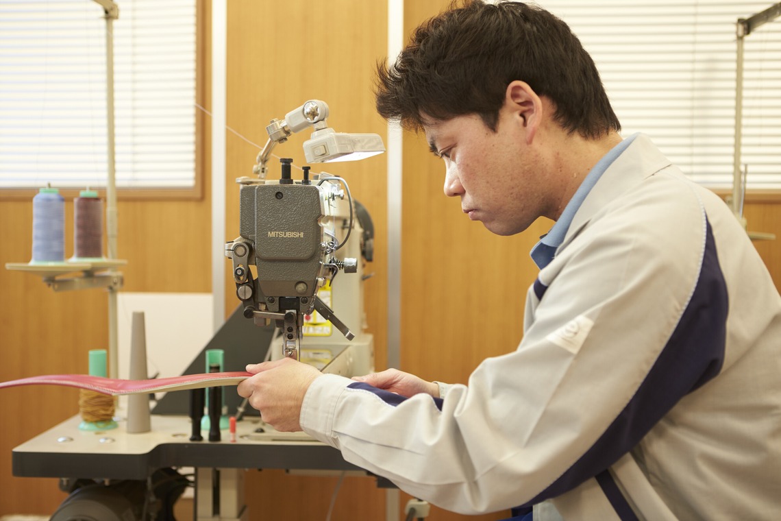 岩瀬泰治が撮影した「職場取材」の写真