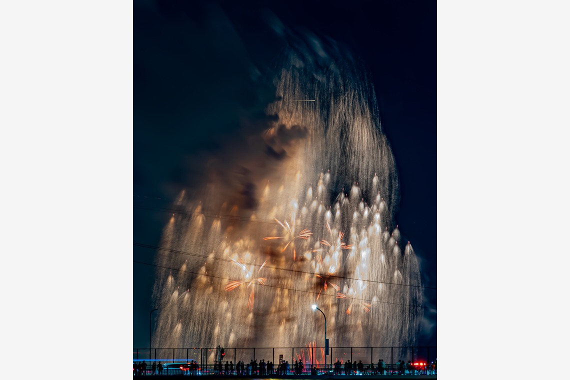 ハイナ　マテウスが撮影した写真のアルバム「花火大会祭り」