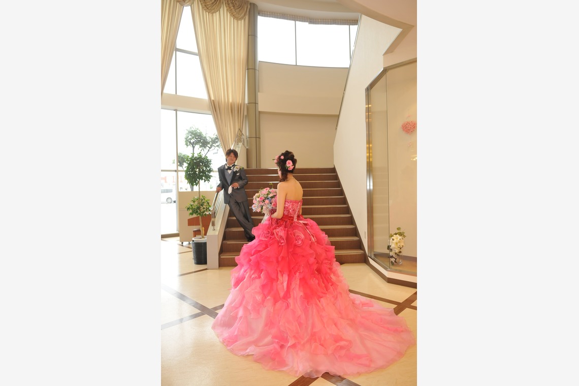 レンタルブティック シャイニー（櫻井卓夫）