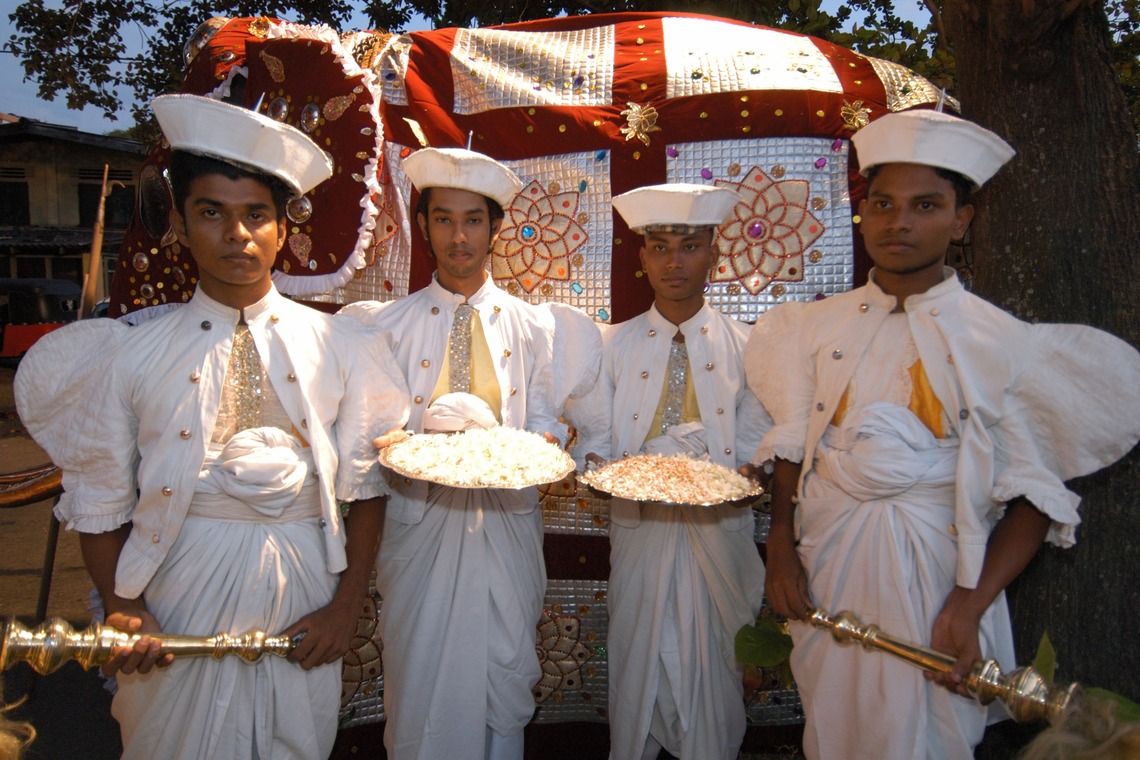 梶田　誠が撮影した「スリランカ　ペラヘラ祭り」の写真