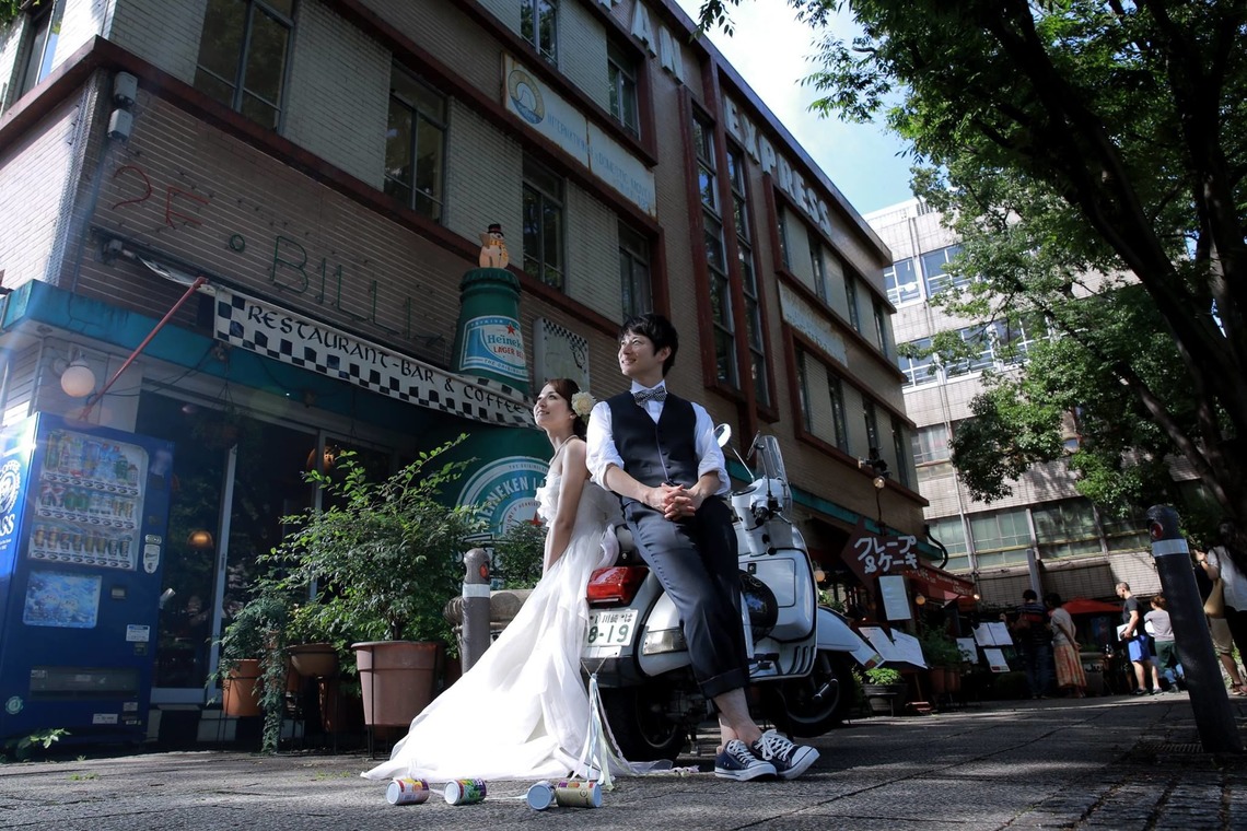 Photo of outdoor pre wedding photos taken by STUDIO AQUA