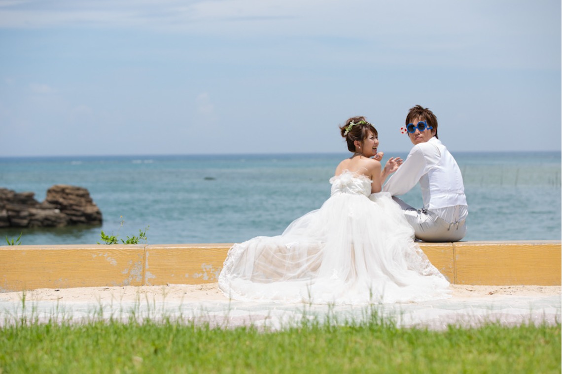 ウエディングラウンジが撮影した写真のアルバム「ビーチフォトウェディング」