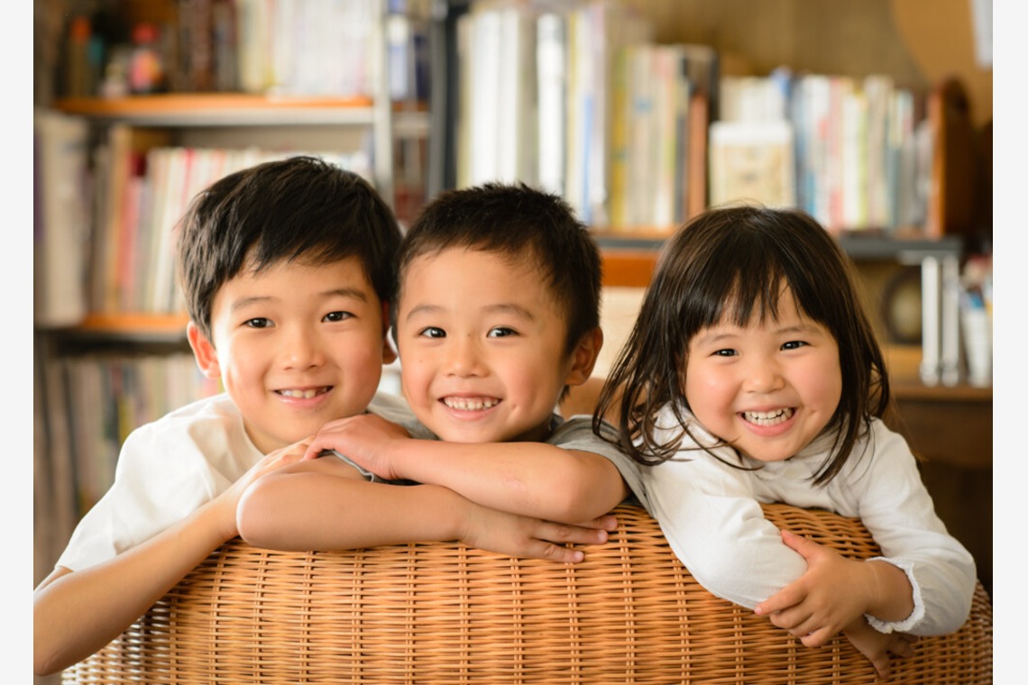 名畑文巨写真事務所が出張撮影した家族写真(キッズ,ベビーフォト)などが写った「S様ご家族撮影」の家族写真