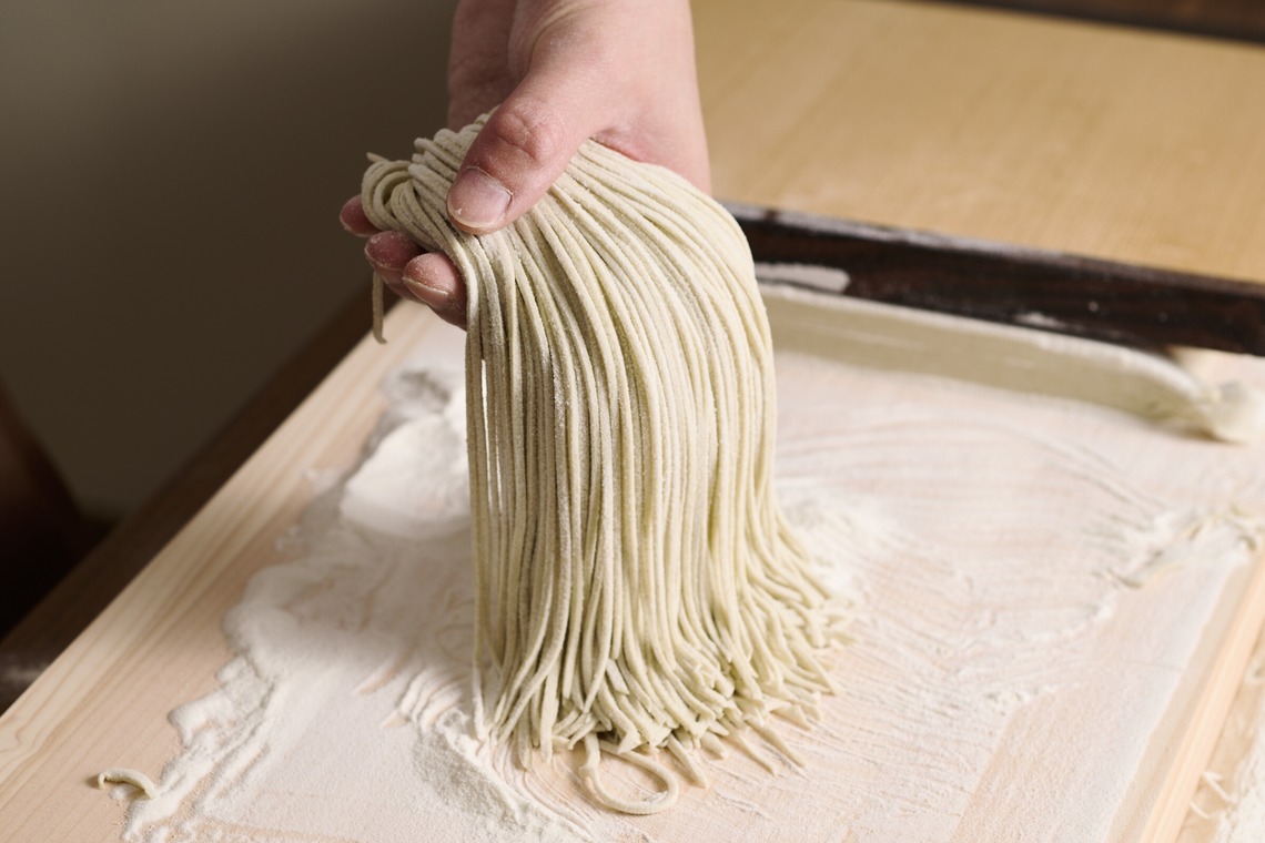 植田 友樹が撮影した写真のアルバム「手打ち蕎麦の調理風景」