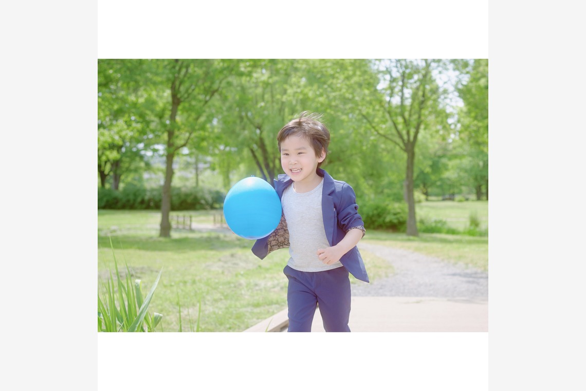 Earth Creative Productsが出張撮影した家族写真(キッズ,ベビーフォト)などが写った「ファミリー」の家族写真